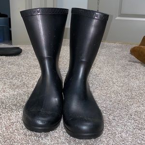 UGG Rain Boots, black, size 7